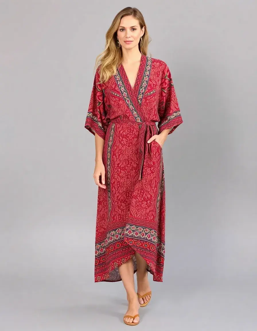 Vestido cruzado boho con estampado étnico