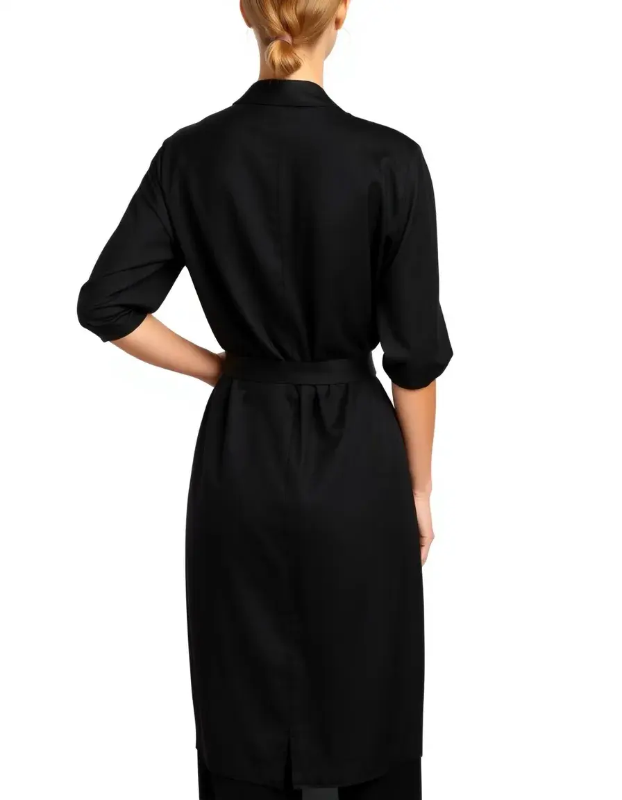 Vestido negro cruzado versátil vista trasera
