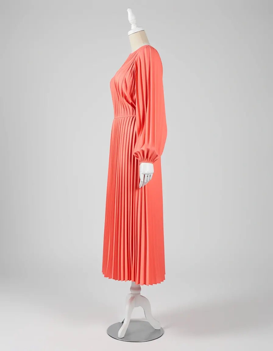 Vestido plisado coral midi para invitada